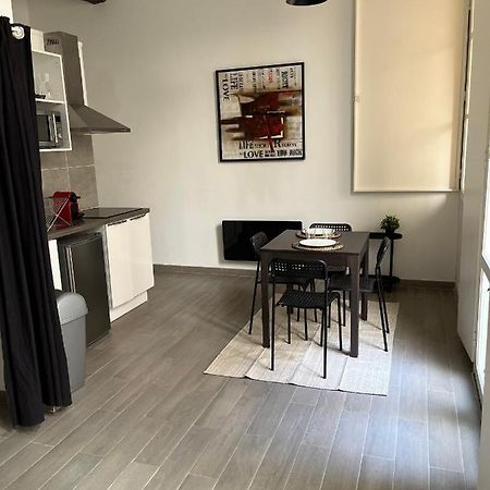 Studio Plein Coeur De Libourne Διαμέρισμα Εξωτερικό φωτογραφία